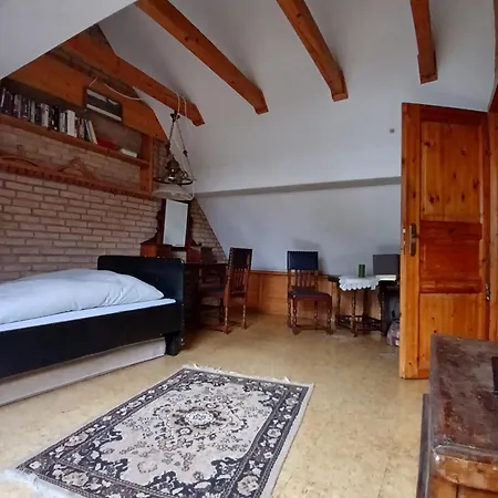 Homestay Erstes Haus Am Platze Duisburg